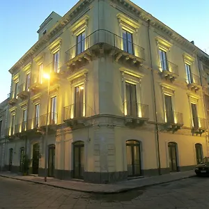 La Hotel Catánia