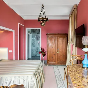 Residenza D'epoca Palazzo Borghesi Bed & Breakfast Siena